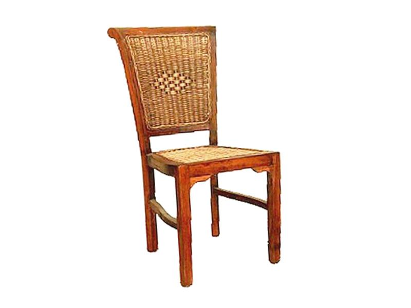 Davindo Rattan Chair