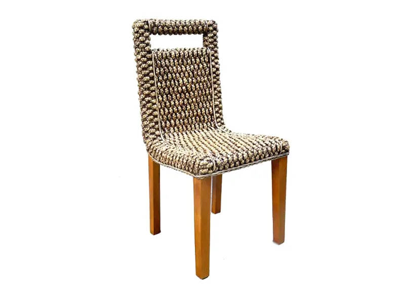 Nouvelle chaise de salle à manger en osier Helena