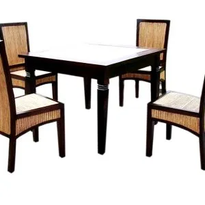 Poldi Rattan DIning Set