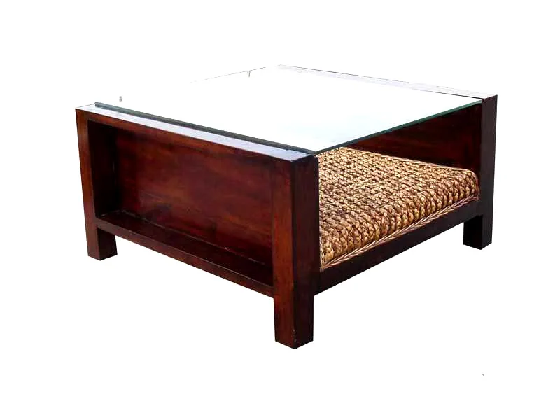 Quadratischer Sofa-Korbtisch