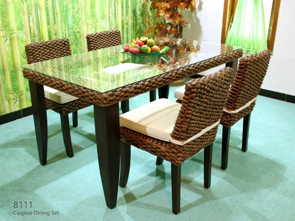 Set da pranzo in vimini intrecciato del Caspio