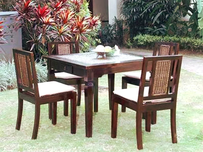 Tasmania Wicker Dining Set
