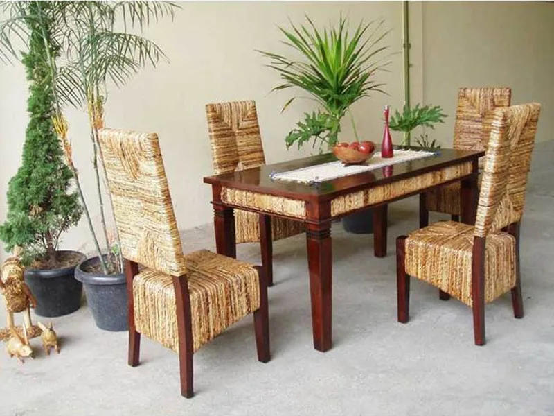 Comodor Wicker Dining Set