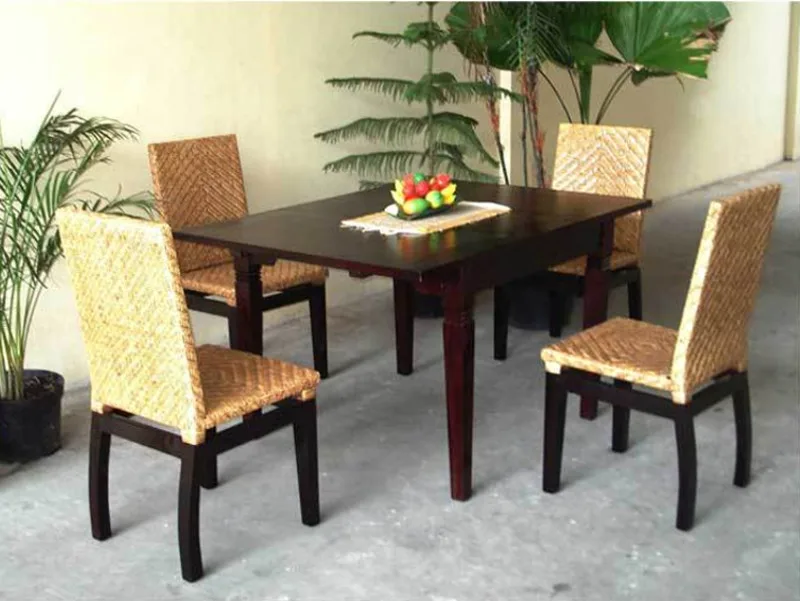 Marcopolo Wicker Dining Set