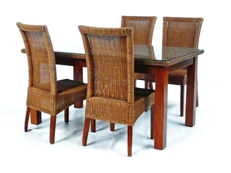 ಟೆಸ್ಸಾ ರಟ್ಟನ್ ಡೈನಿಂಗ್ ಸೆಟ್