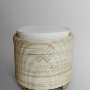 ʻO ke Kuʻi ʻo Dove Rattan