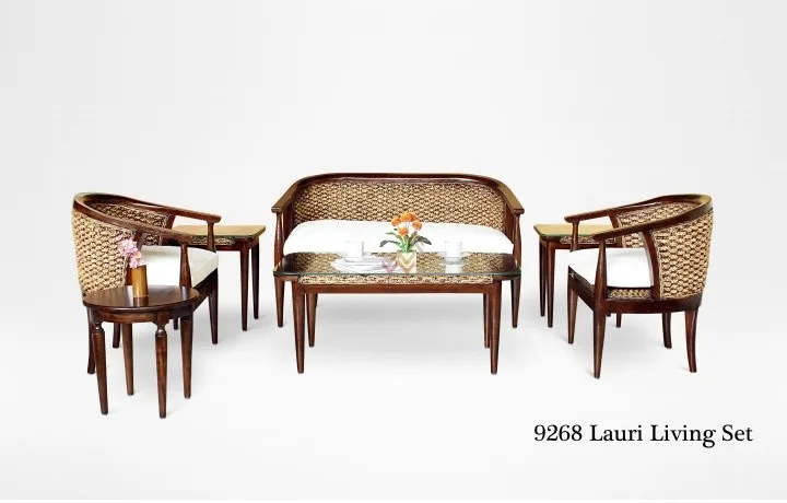 Lauri Wicker Living Set