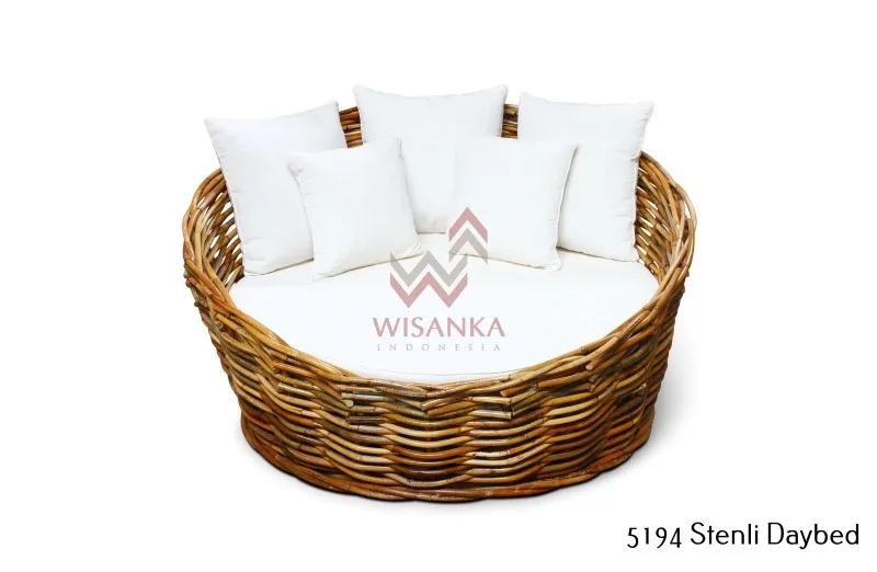 Stenli Rattan Daybed
