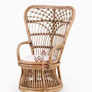 Tiara Rattanstuhl