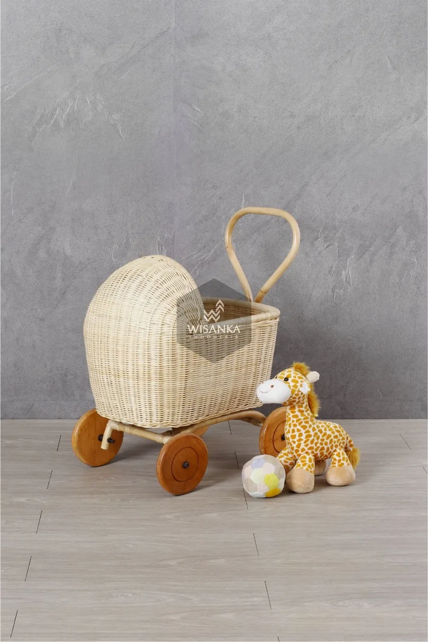 Puppenwagen Tracey aus Rattan in Natur