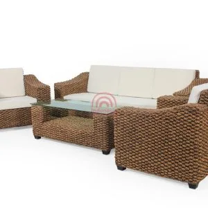 Conjunto de salón romano de ratán.