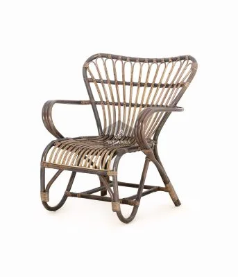 Fauteuil relax en rotin Lumikenka